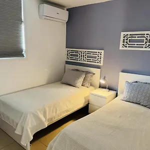 hollywood-apartments.top-hotels-puertorico.com/