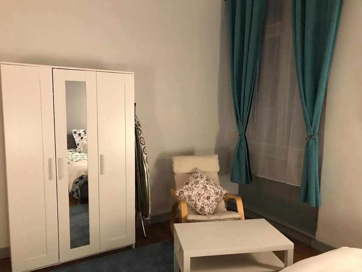 Apartment Eglantine Appartement Centre Historique De Dinan